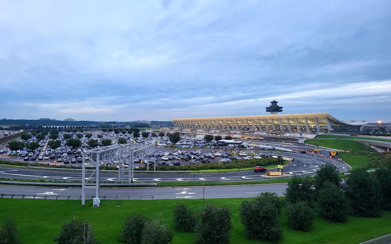 Video: Antonov AN-124-100 Departure